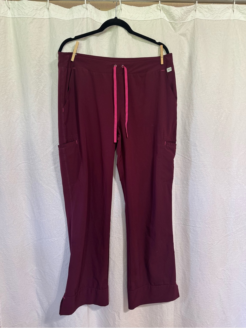 Smitten Scrub Pants